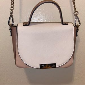 Original Steven Madden Rose cross body bag.